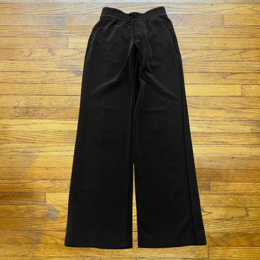 Lululemon Softstreme High-Rise Straight-Leg Pant Black Size 2 LW5EGTS